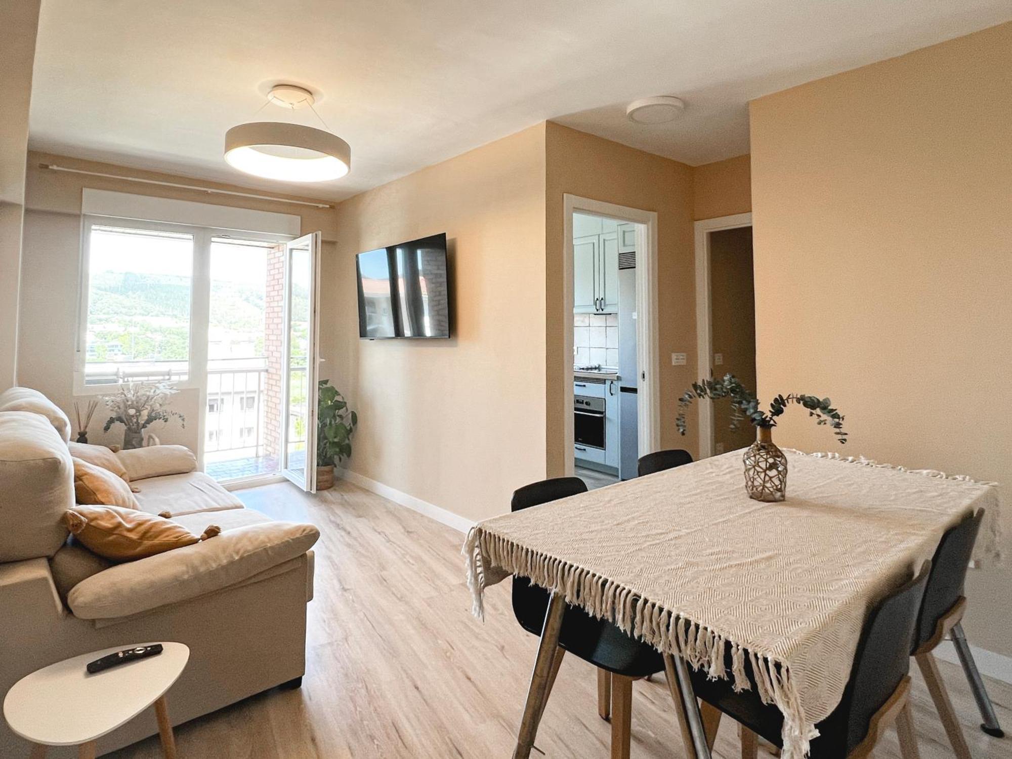 Apartamento Vacacional Самудио Екстериор снимка